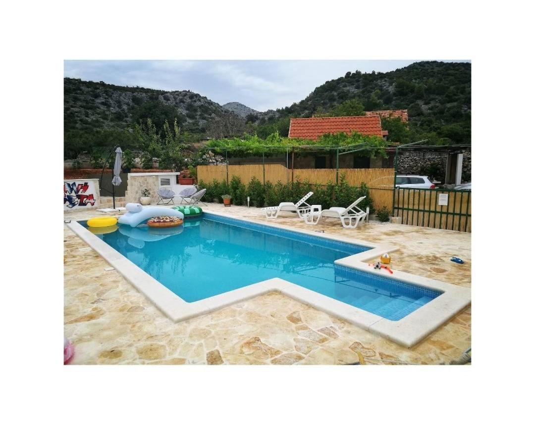 Villa Roza 2 مارينا المظهر الخارجي الصورة