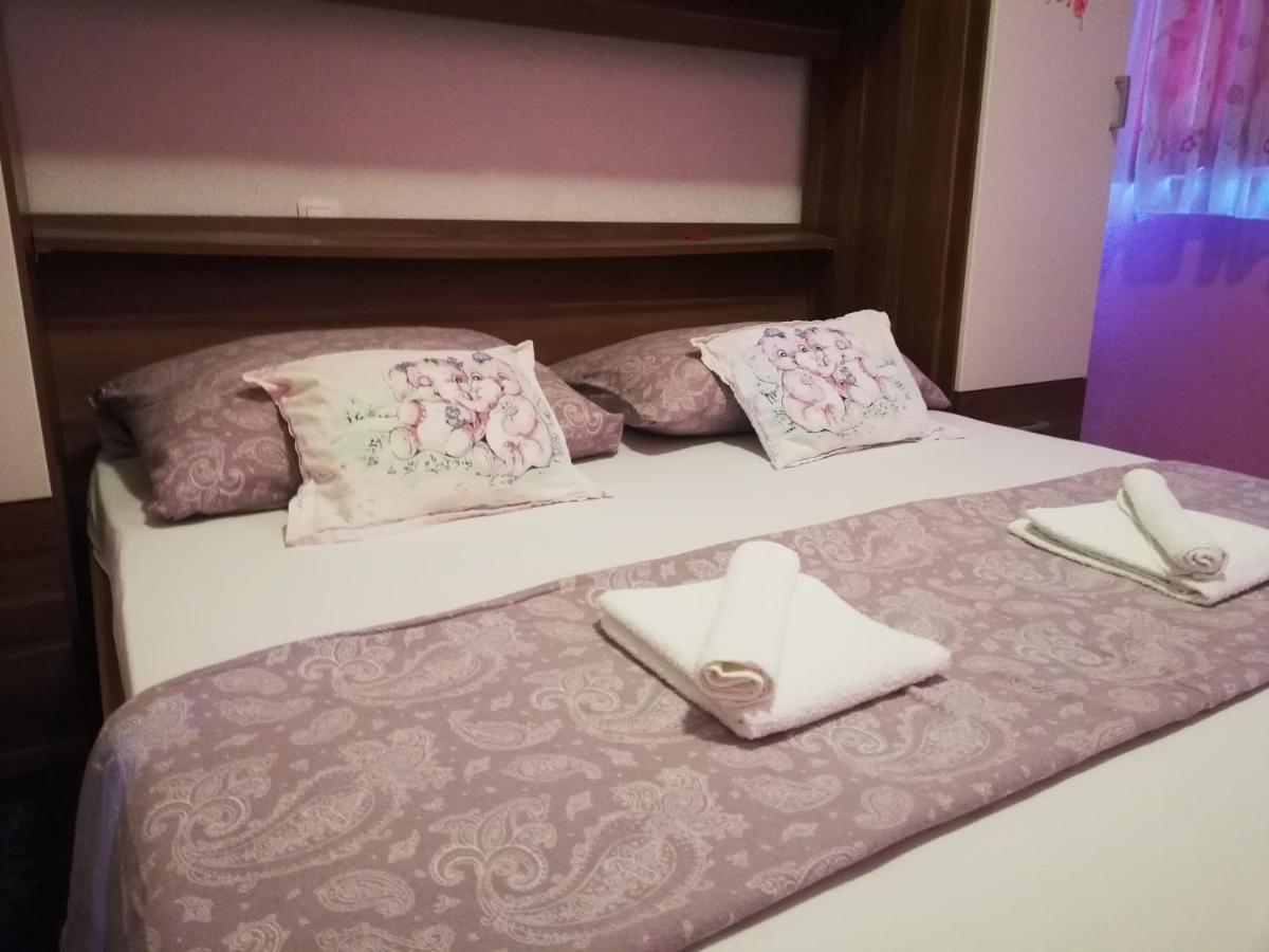 Villa Roza 2 مارينا المظهر الخارجي الصورة